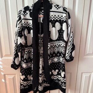 Disney Mickey Mouse Plus Size Patterned Cardigan